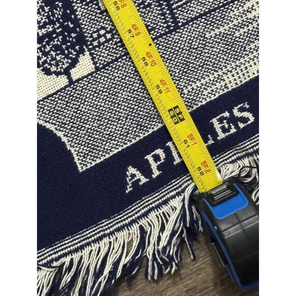 VTG Woven Tapestry Throw blanket Farmington Michigan‎